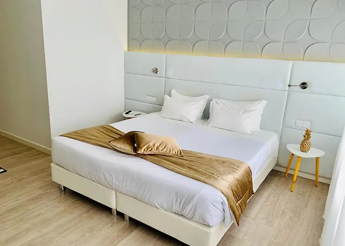 Urban - Azores Πανσιόν 4*