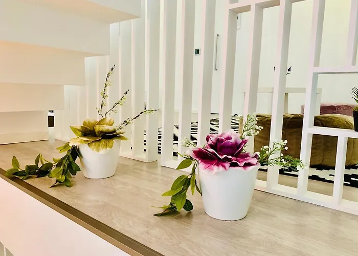 Urban - Azores Πανσιόν Πόντα Ντελγκάντα