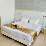 Urban - Azores Gasthuis 4*