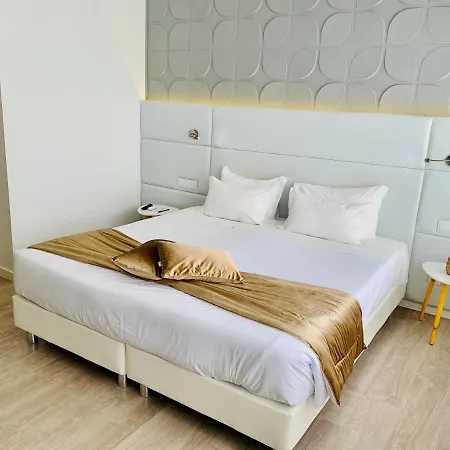 Urban - Azores Pensionat 4*