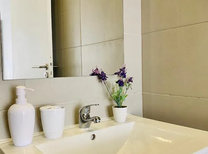 Konukevi Urban - Azores Ponta Delgada