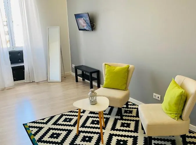 Urban - Azores Konukevi